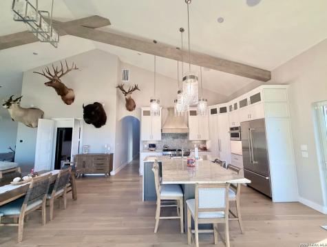 225 Arrowhead Lane Pipe Creek TX 78063