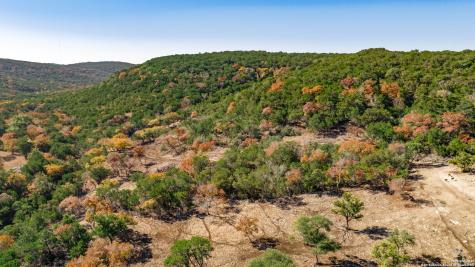 225 Arrowhead Lane Pipe Creek TX 78063