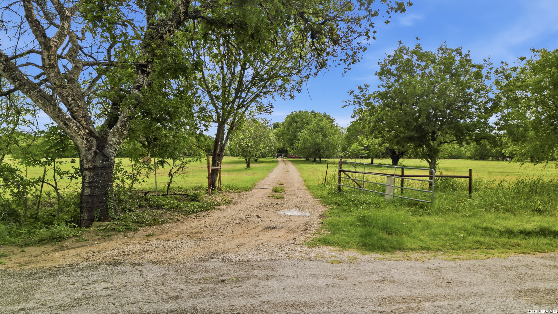 1301 Sea Willow Marion TX 78124
