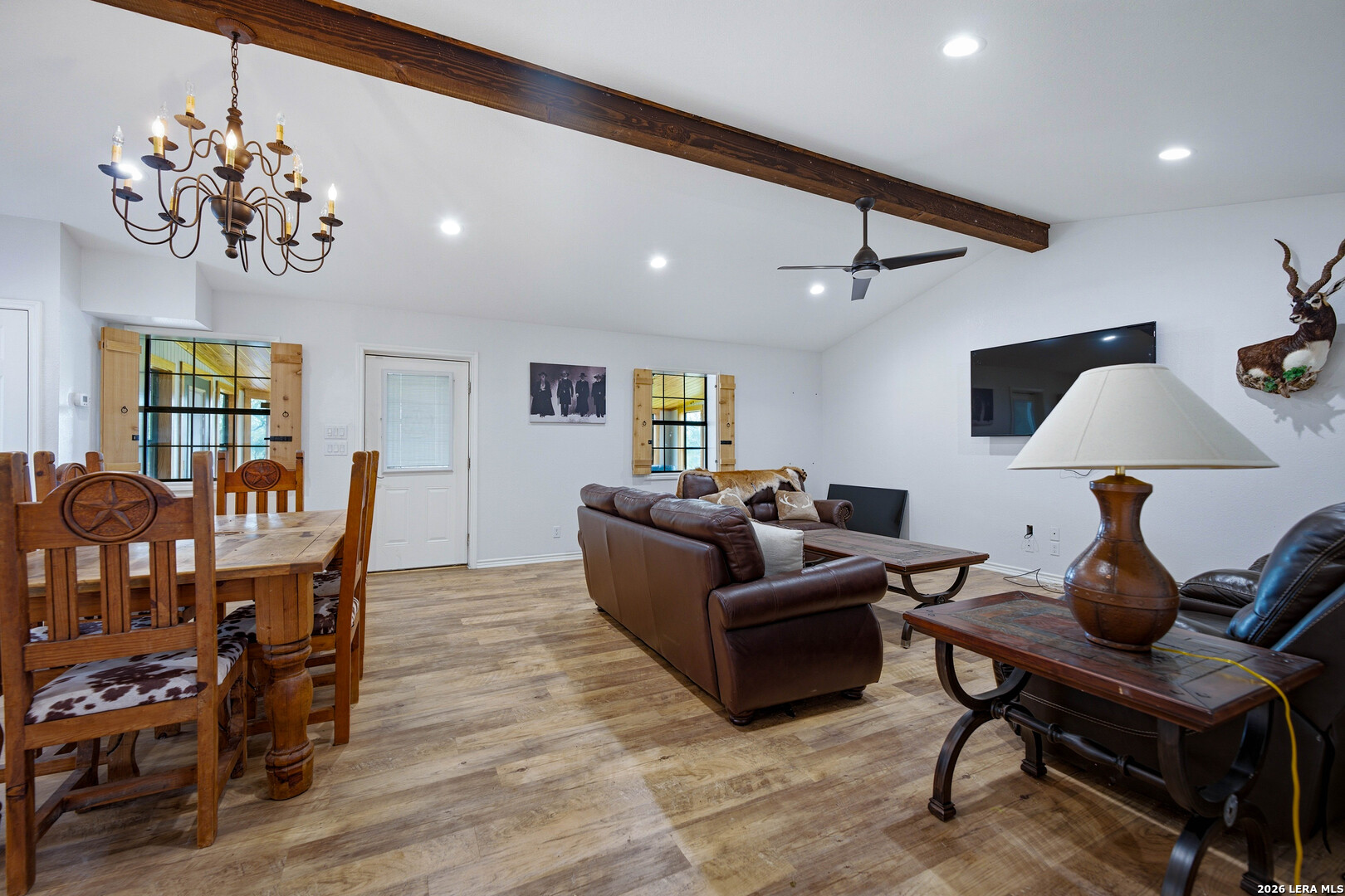 714 Veterans Drive Sabinal TX 78881