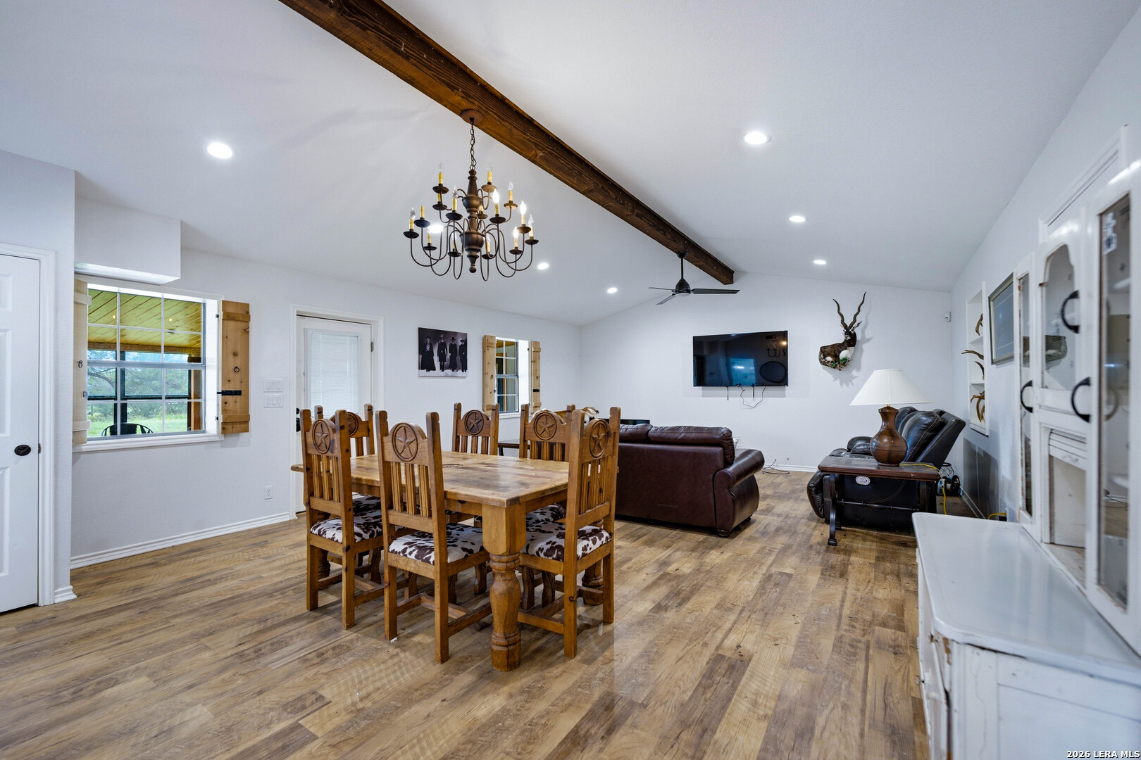 714 Veterans Drive Sabinal TX 78881