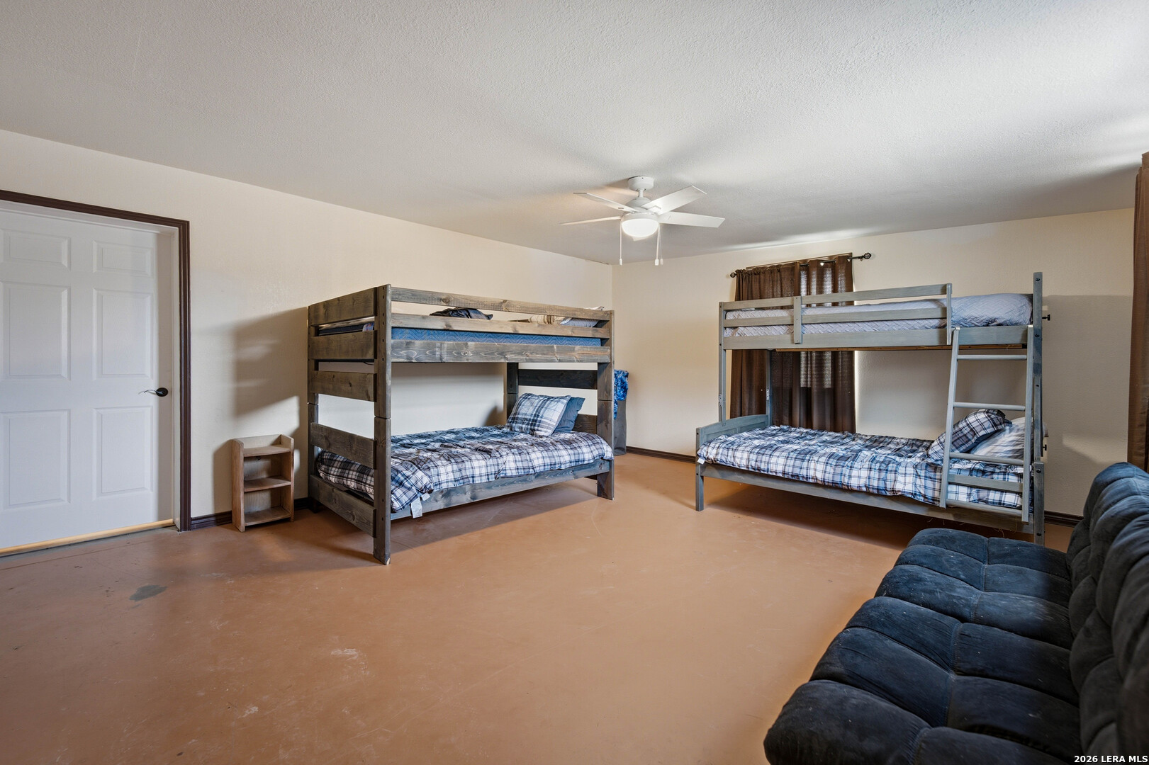 714 Veterans Drive Sabinal TX 78881