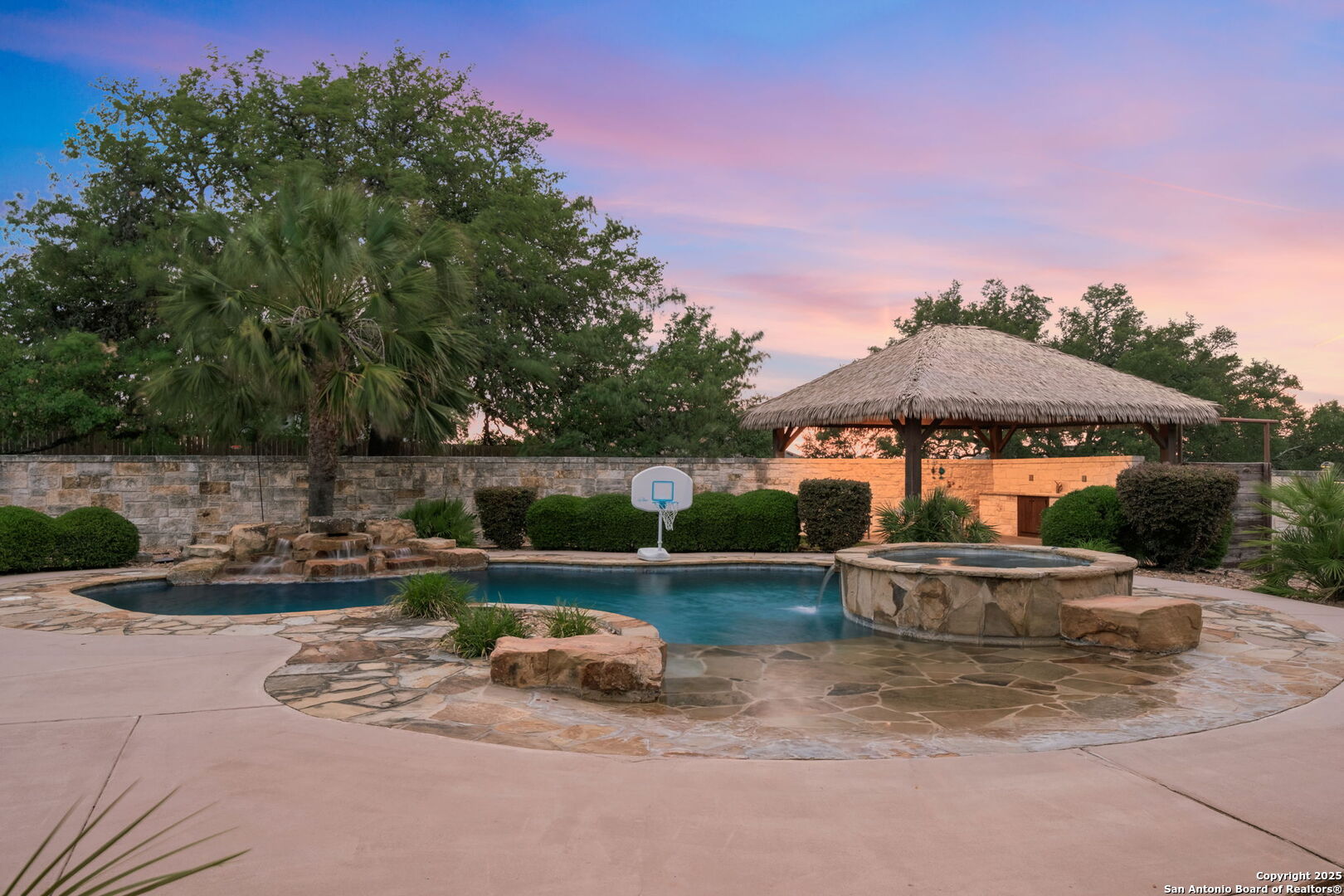 208 Cascade Caverns Boerne TX 78015