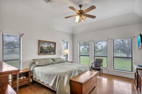 4141 Cr 343 Charlotte TX 78011