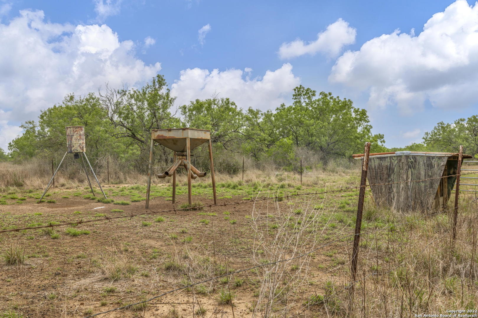 4141 Cr 343 Charlotte TX 78011