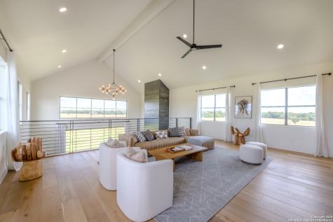 1071 Private Road 1090 Hallettsville TX 77964