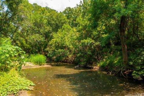 1071 Private Road 1090 Hallettsville TX 77964