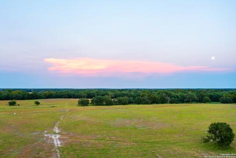 1071 Private Road 1090 Hallettsville TX 77964