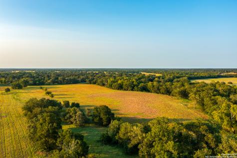 1071 Private Road 1090 Hallettsville TX 77964