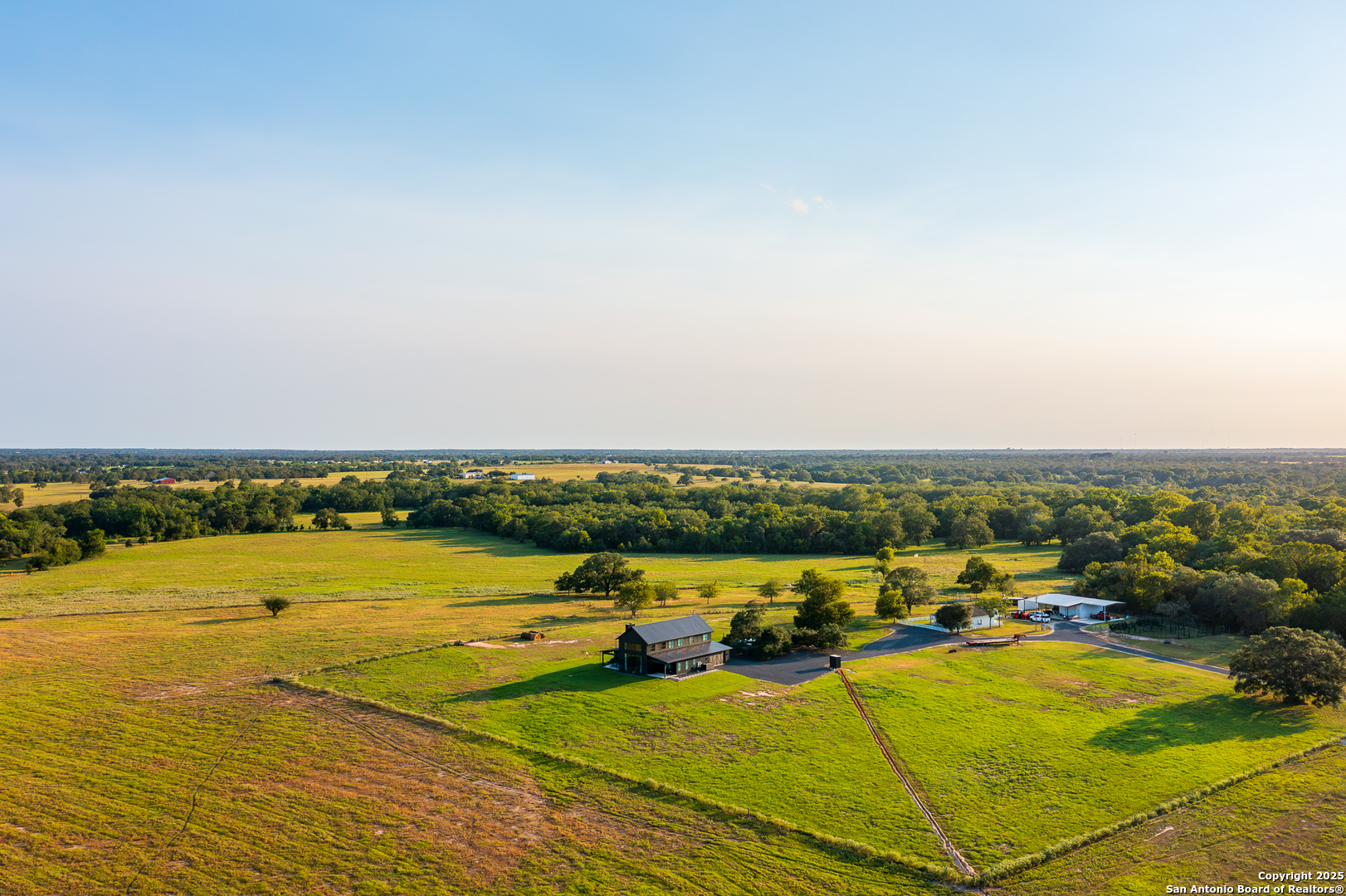 1071 Private Road 1090 Hallettsville TX 77964