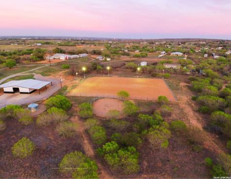 1980 County Road 361 La Vernia TX 78121