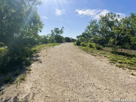 4101 Quihi-castroville Hondo TX 78861