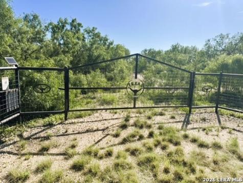 4101 Quihi-castroville Hondo TX 78861