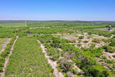 4101 Quihi-castroville Hondo TX 78861