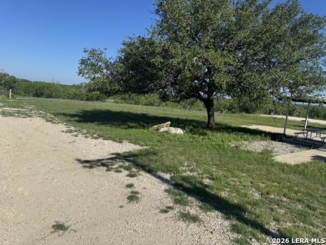 4101 Quihi-castroville Hondo TX 78861