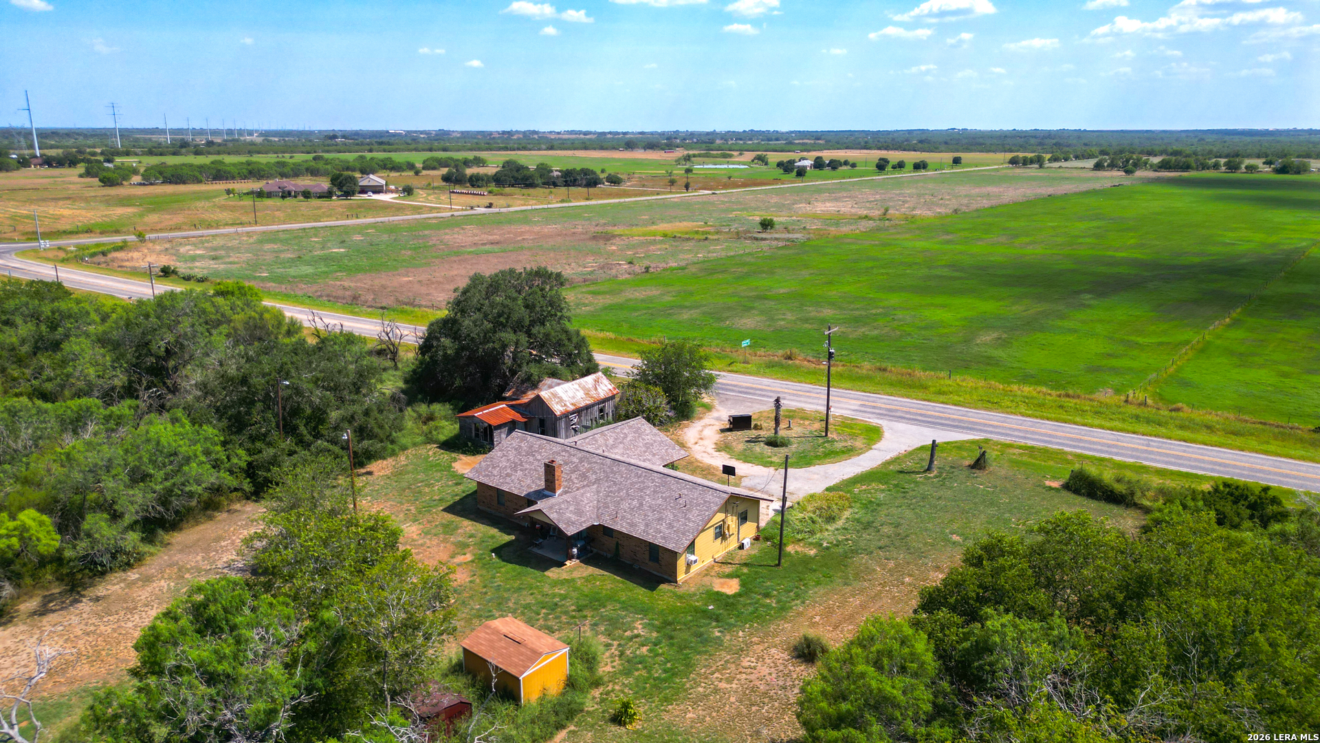 150 Fm 1303 Floresville TX 78114