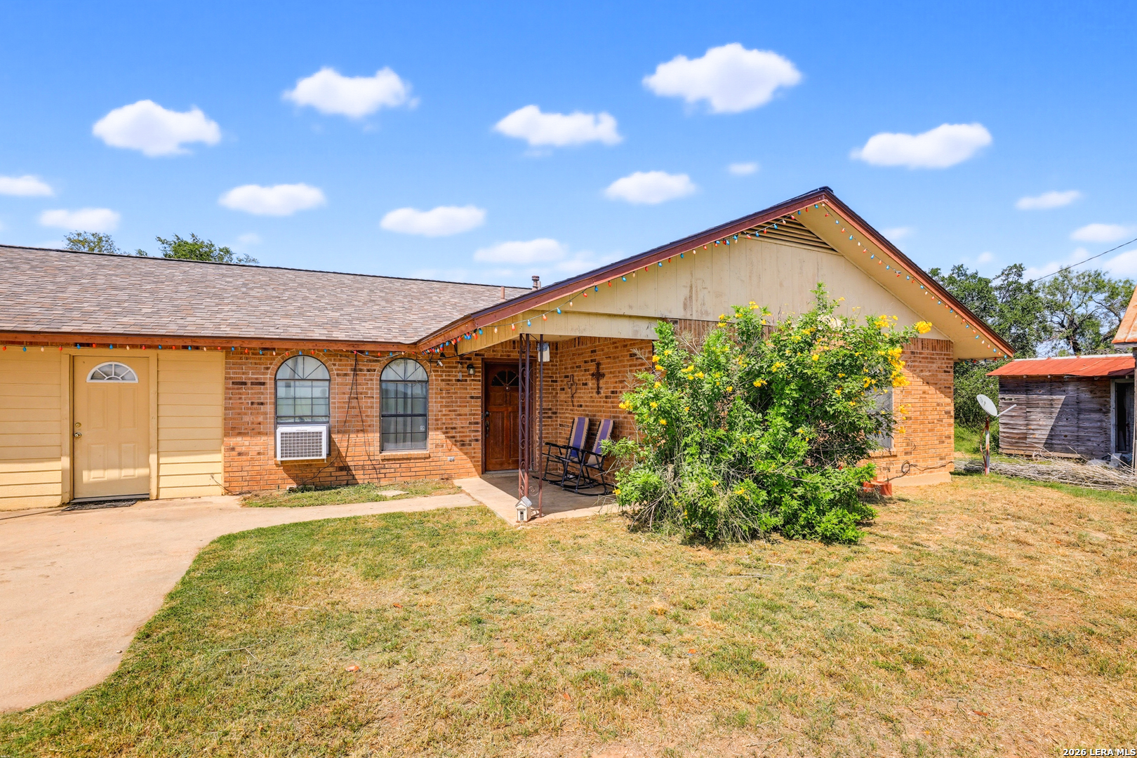 150 Fm 1303 Floresville TX 78114