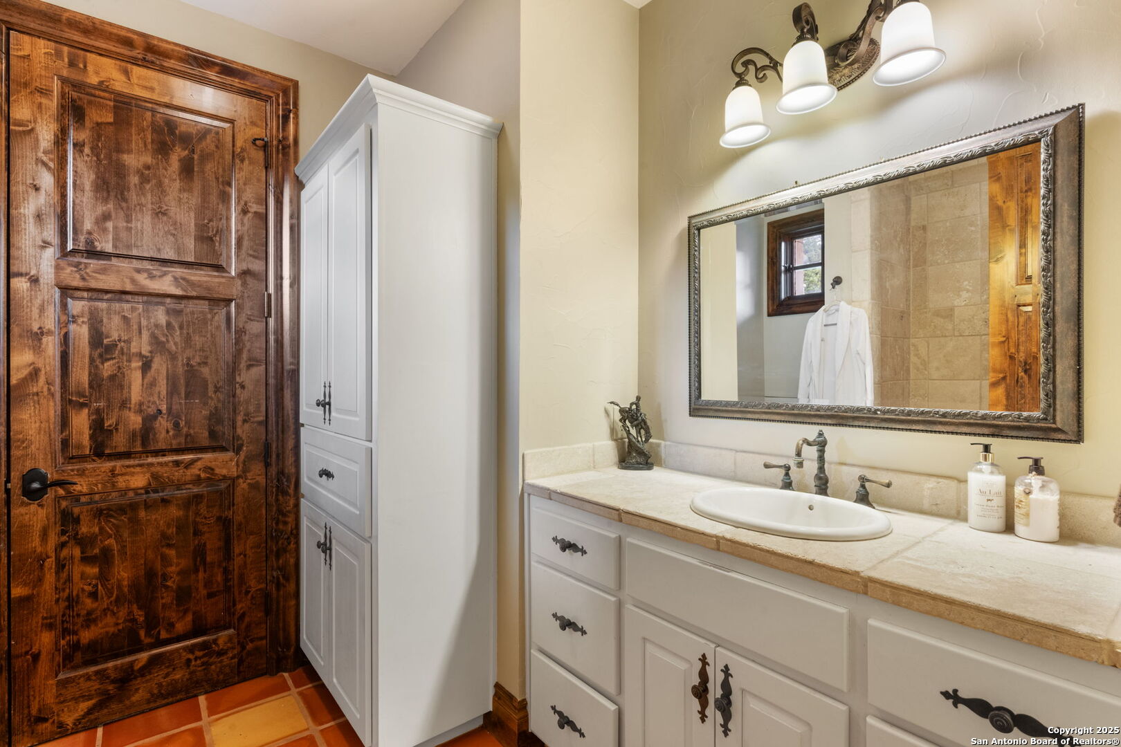 164 Camino Del Reserve Comfort TX 78013