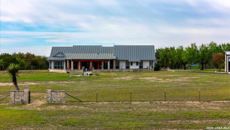 360 Bluff Creek Road Center Point TX 78010