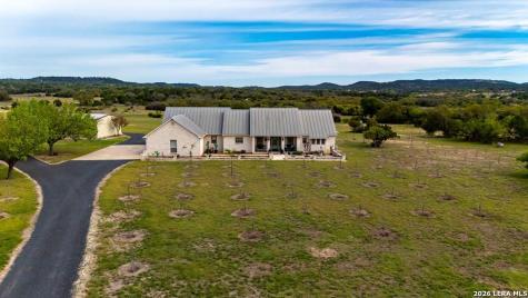 360 Bluff Creek Road Center Point TX 78010
