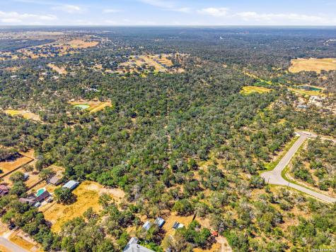 1581 County Road 321 La Vernia TX 78121