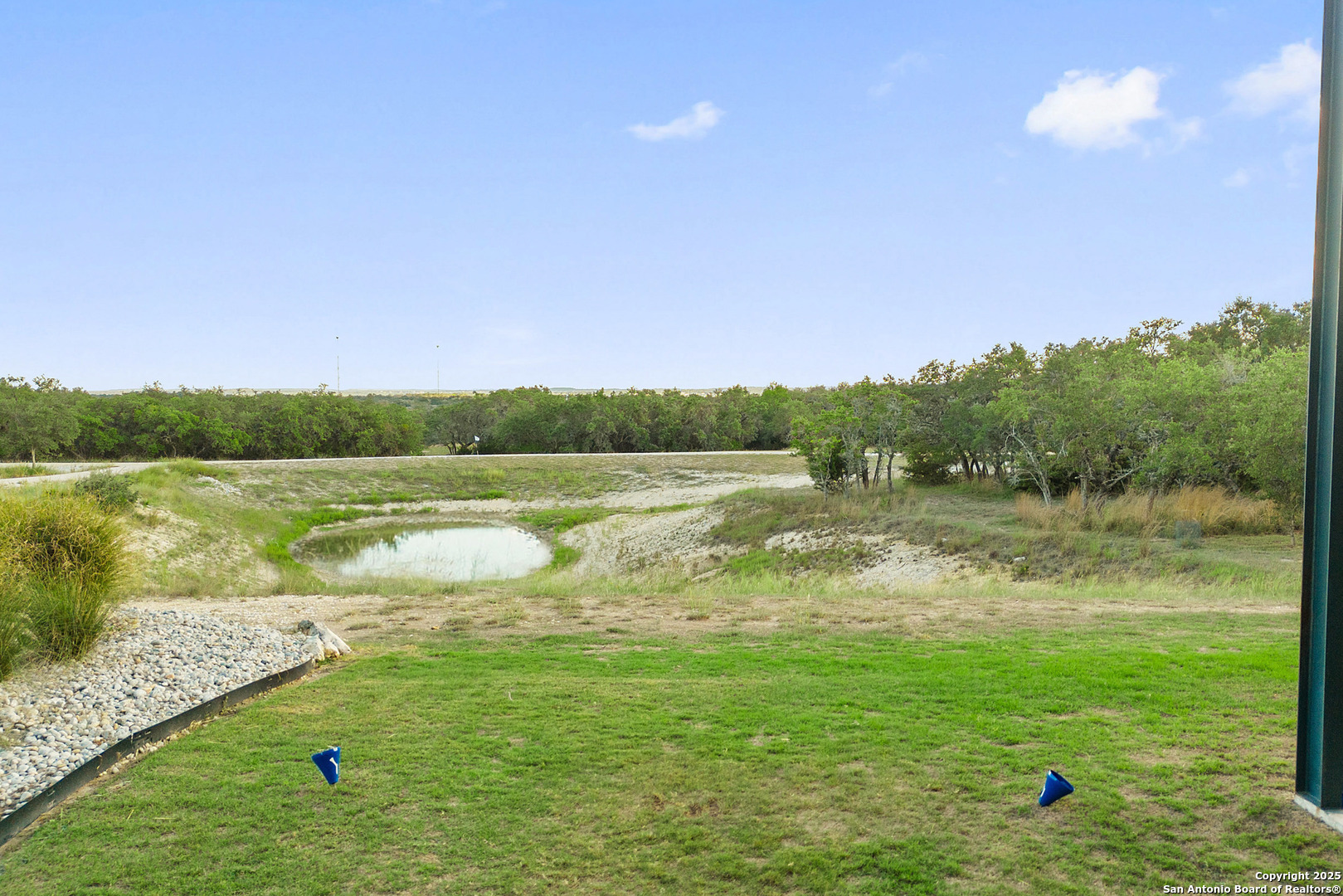 370 Gray Wolf Blanco TX 78606