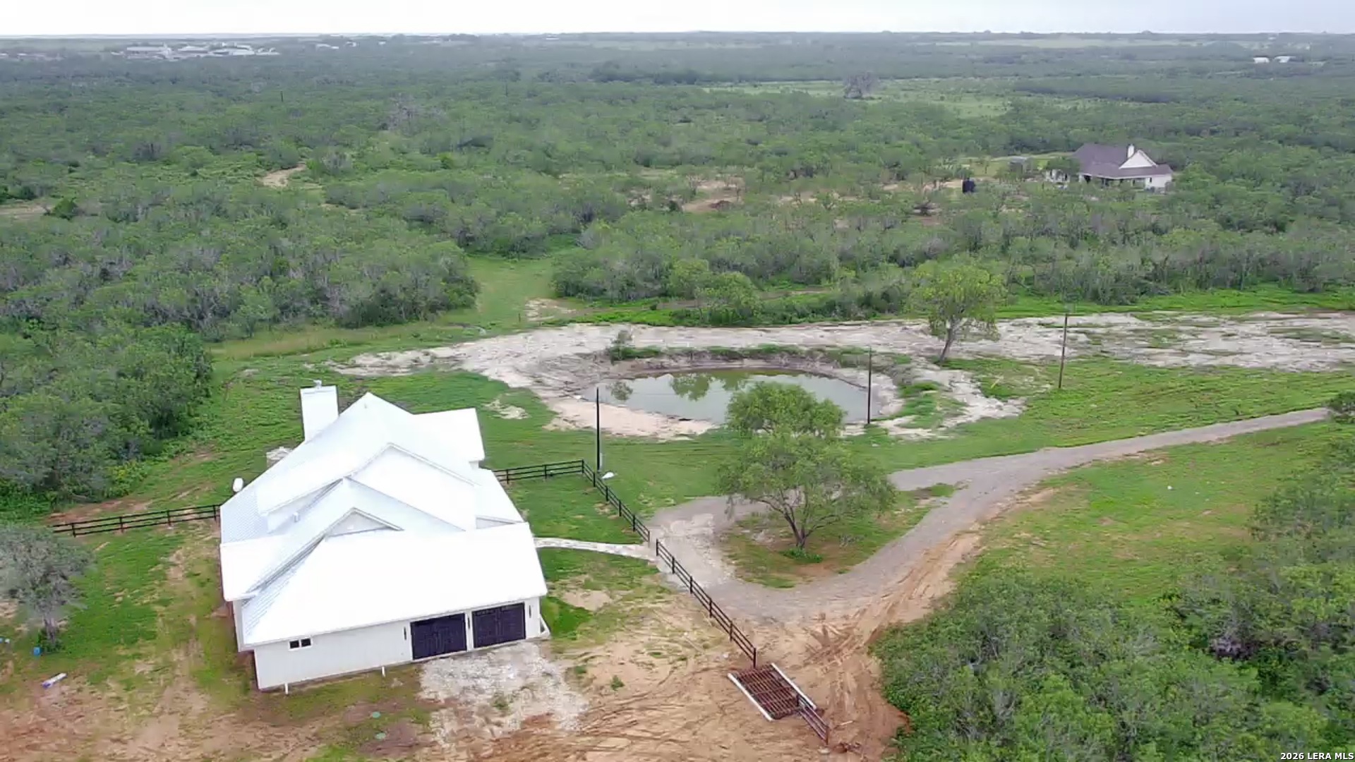 1230 Old Pearsall Road Jourdanton TX 78026