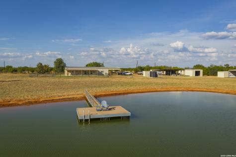 000 County Road 4728 Dilley TX 78017