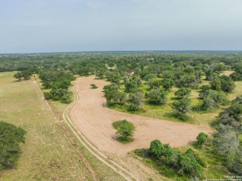 445 Private Road 7822 Natalia TX 78059