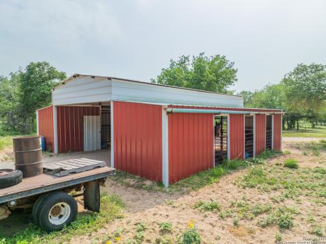 445 Private Road 7822 Natalia TX 78059
