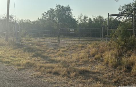 992 Jordan Encinal TX 78019