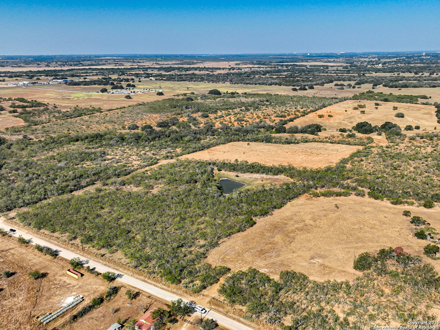 +/- 27.5 Acres County Road 302 Floresville TX 78114