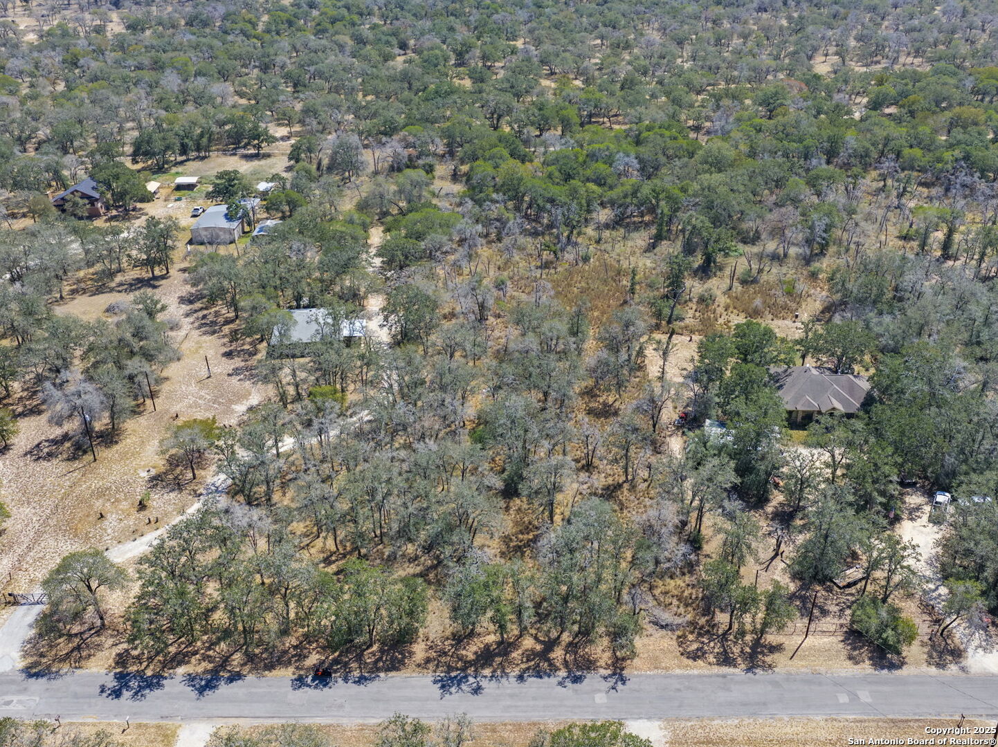 +/- 27.5 Acres County Road 302 Floresville TX 78114