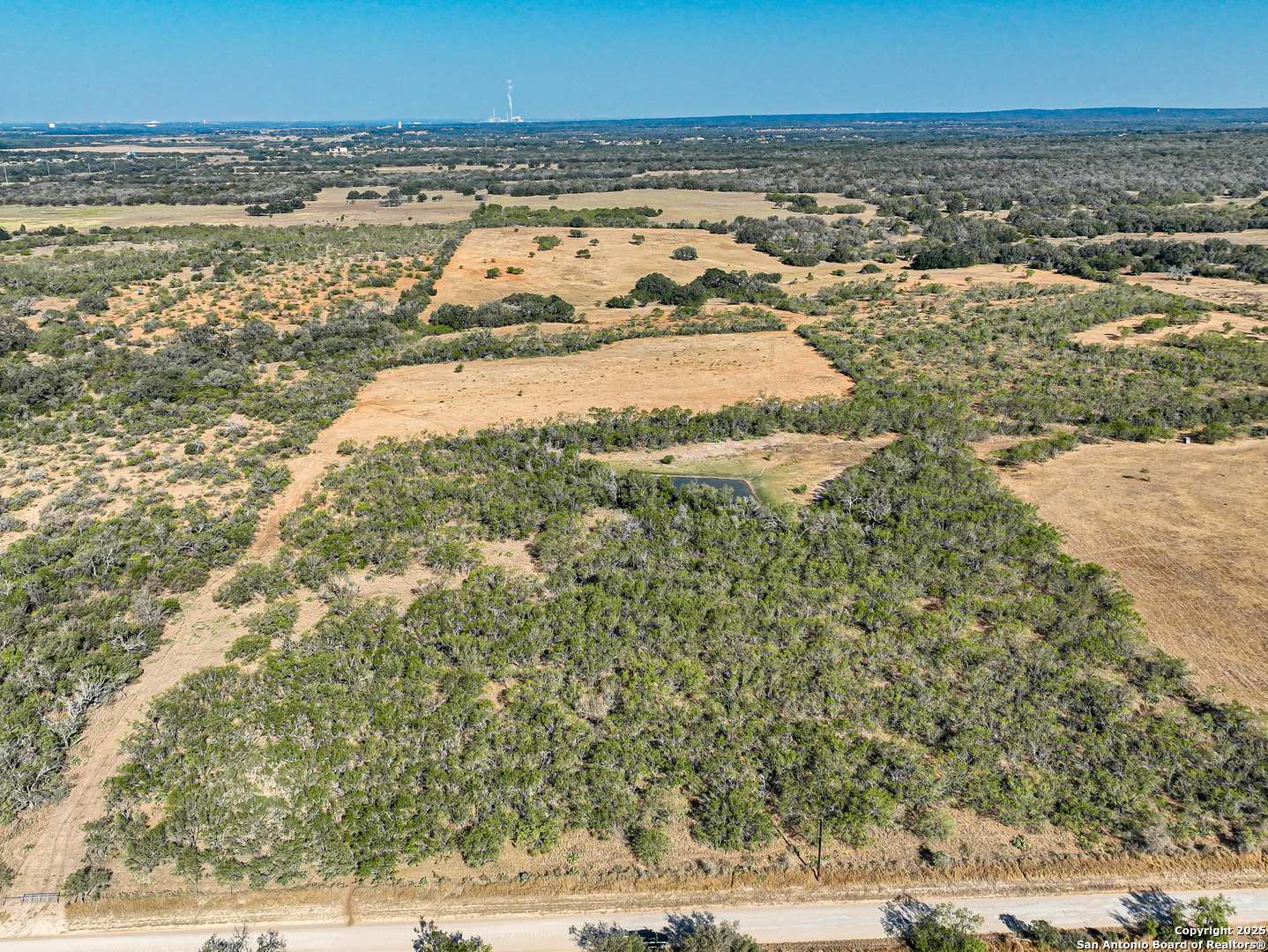 +/- 27.5 Acres County Road 302 Floresville TX 78114