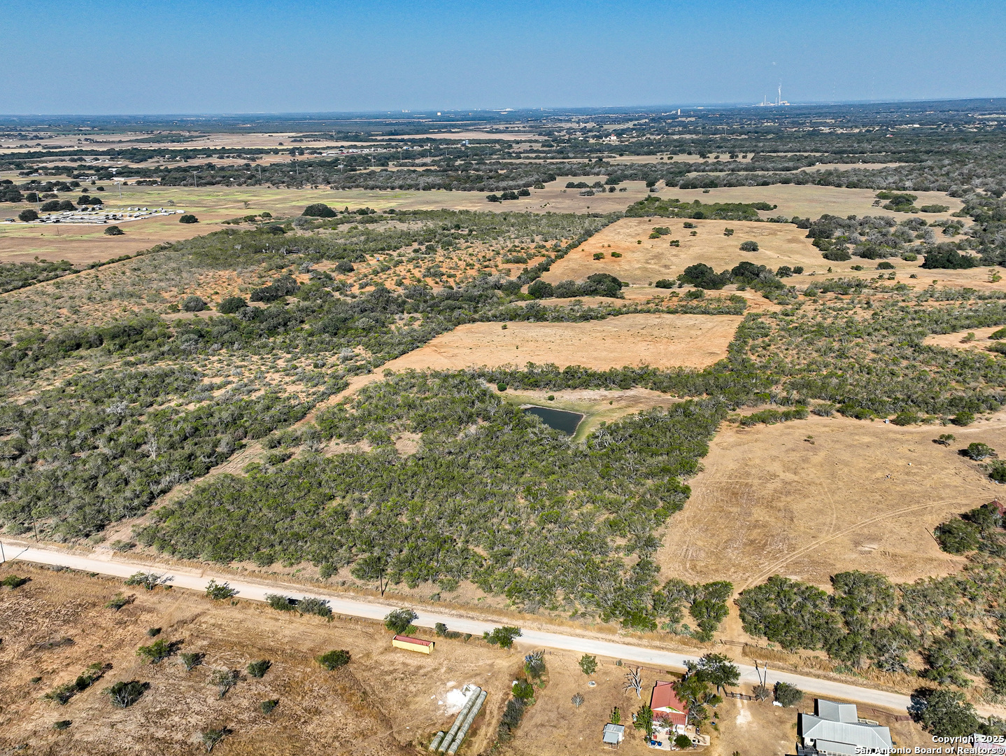 +/- 27.5 Acres County Road 302 Floresville TX 78114
