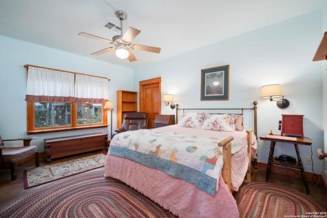 1900 Granite Springs Drive Fredericksburg TX 78624