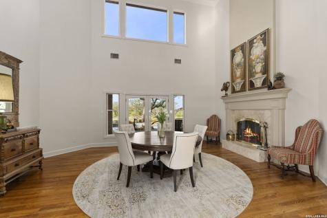 608 N Creek Road Comfort TX 78013