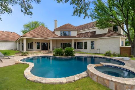 608 N Creek Road Comfort TX 78013