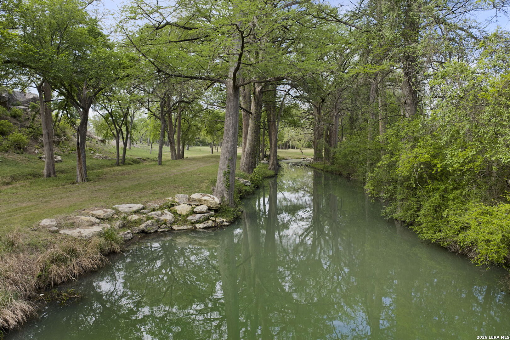 608 N Creek Road Comfort TX 78013