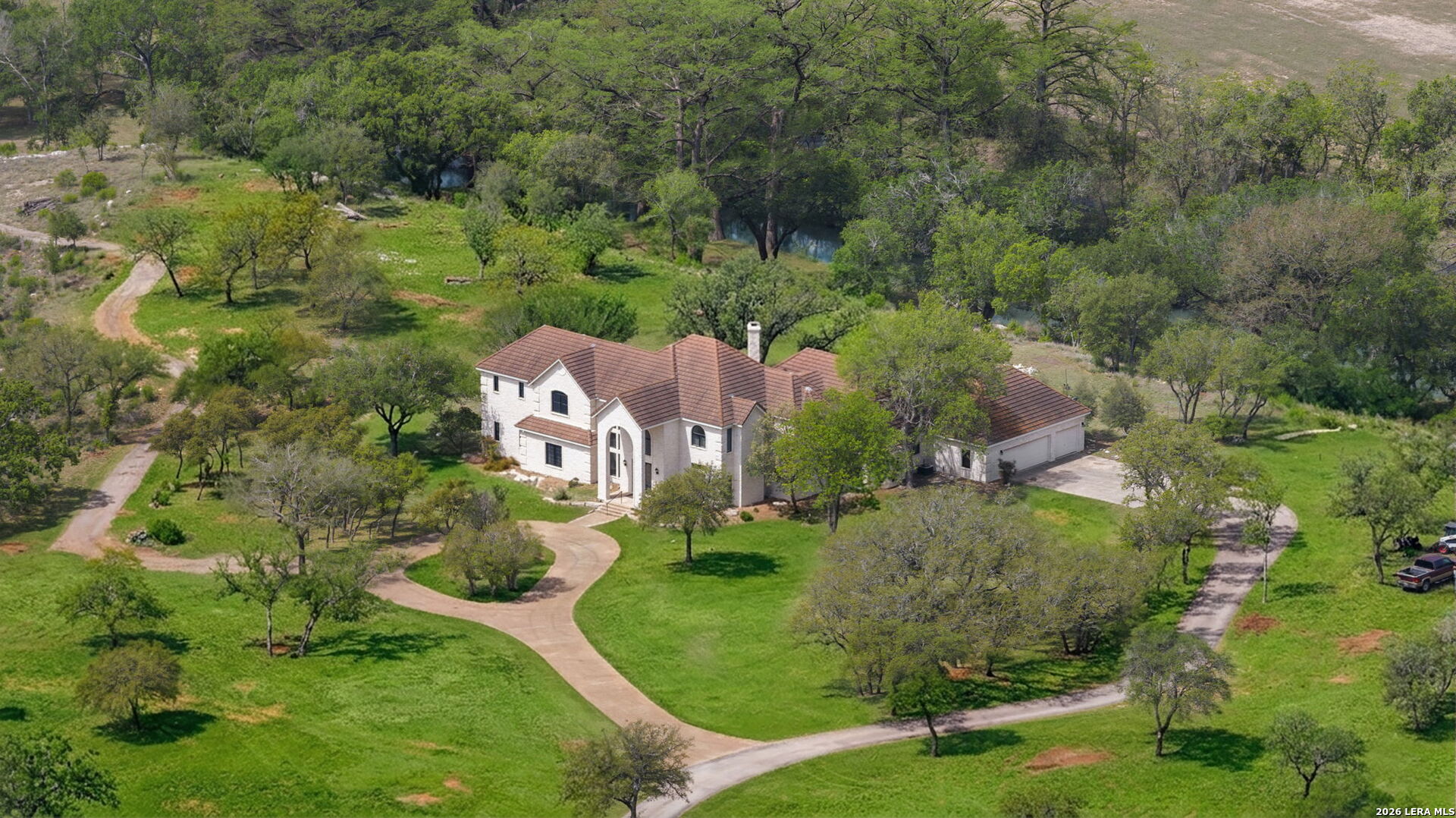 608 N Creek Road Comfort TX 78013