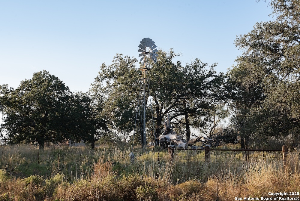 000 Black Jack Road Fredonia TX 76842
