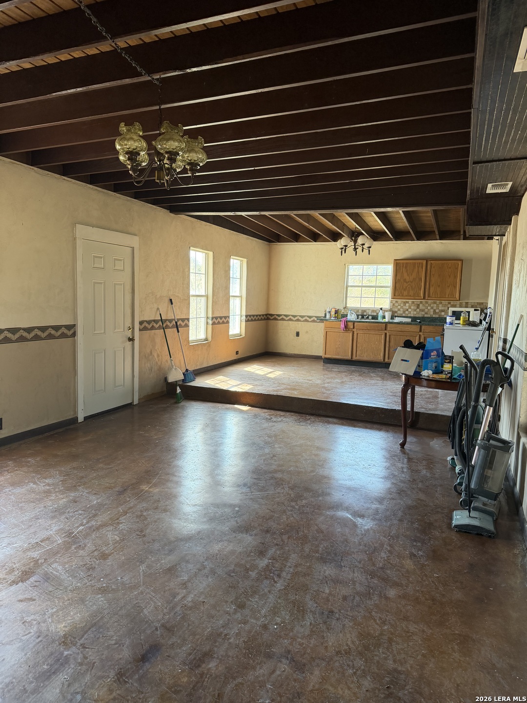 9524 N Us Highway 83 Uvalde TX 78801