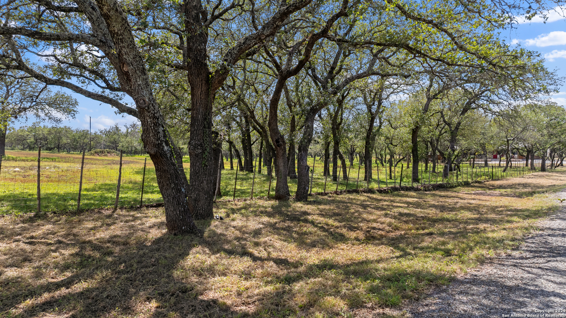 2631 Us Highway 281 Johnson City TX 78636