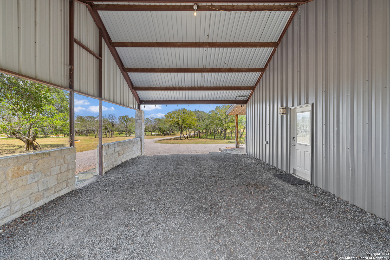 2631 Us Highway 281 Johnson City TX 78636