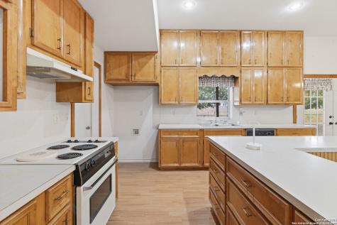 9325 Fm 1339 Martindale TX 78655