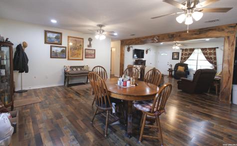 1698 W Fm 2200 Devine TX 78016