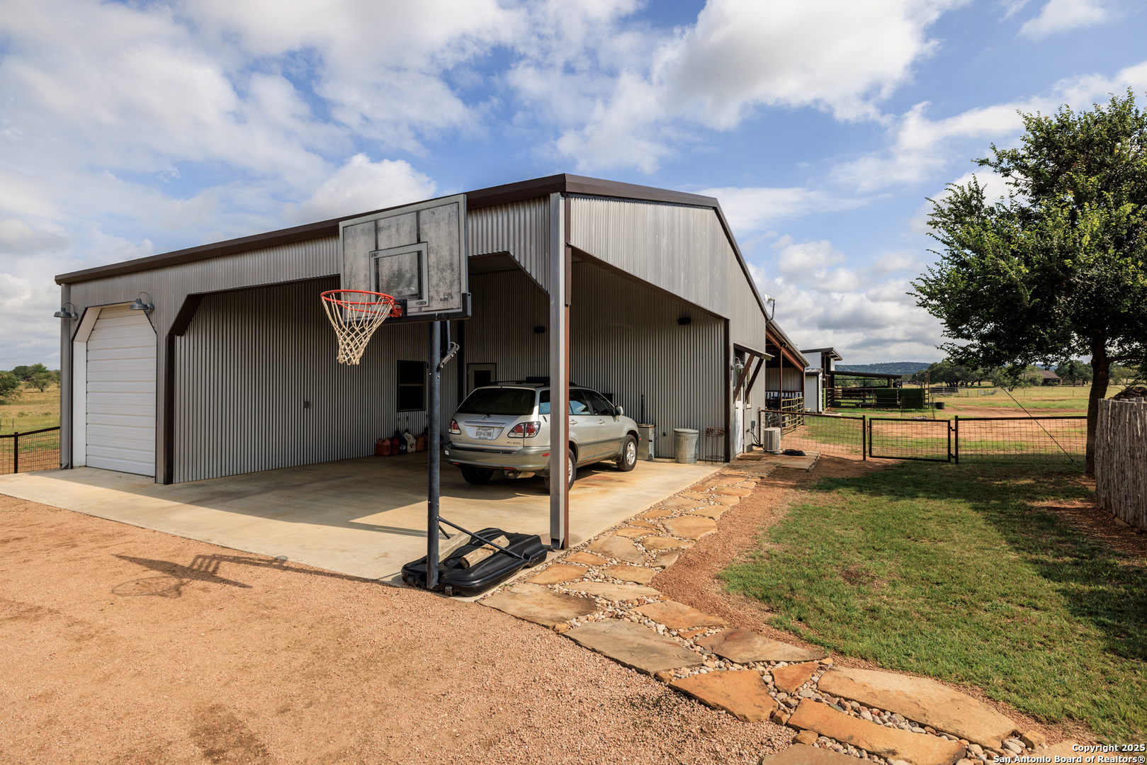5686 Ranch Road 1631 Fredericksburg TX 78624