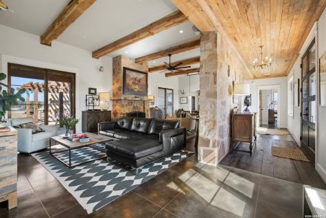 5686 Ranch Road 1631 Fredericksburg TX 78624