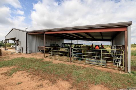 5686 Ranch Road 1631 Fredericksburg TX 78624
