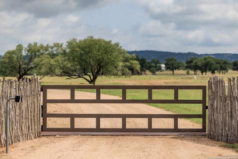 5686 Ranch Road 1631 Fredericksburg TX 78624